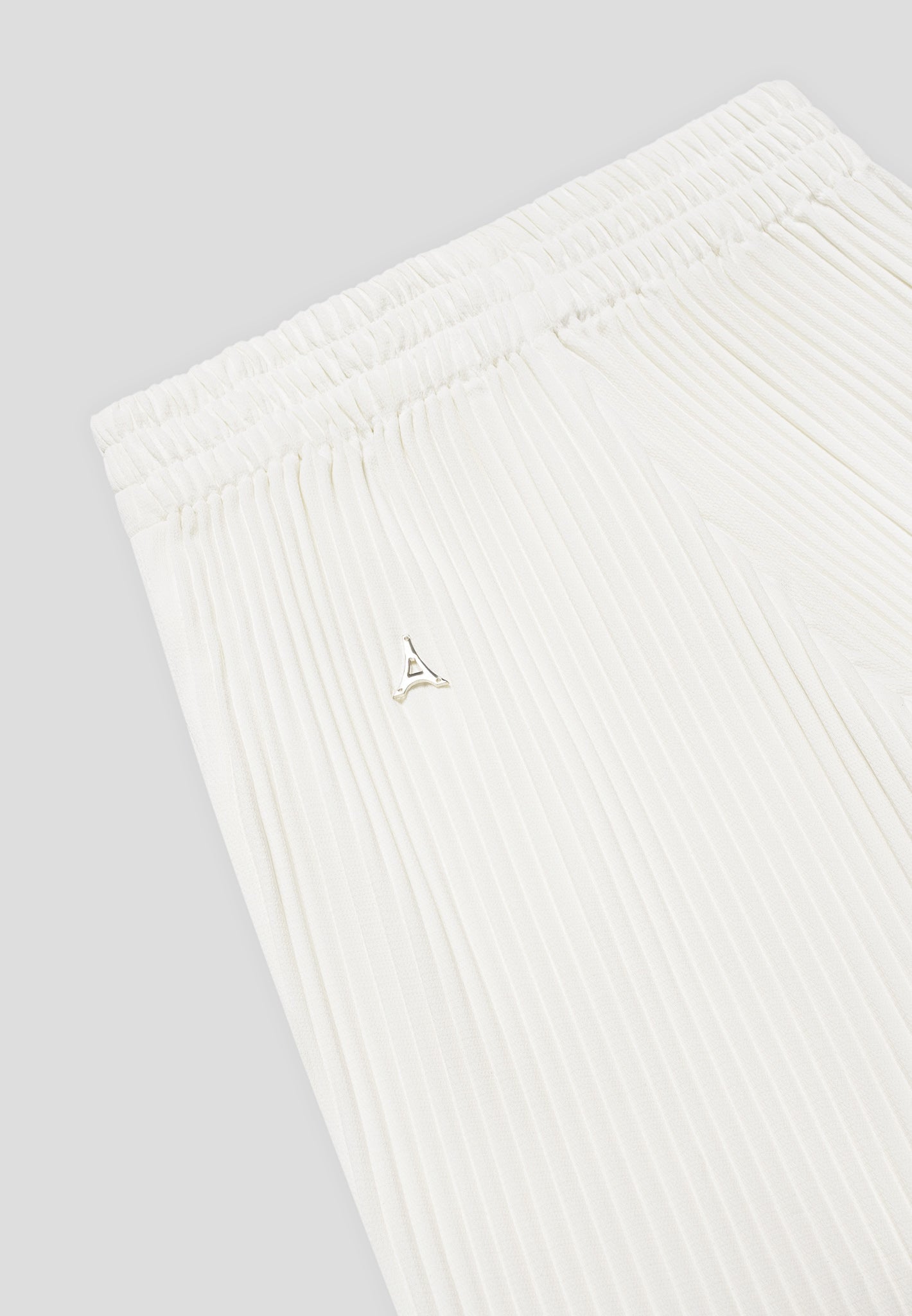 Pleated Shorts - Off White